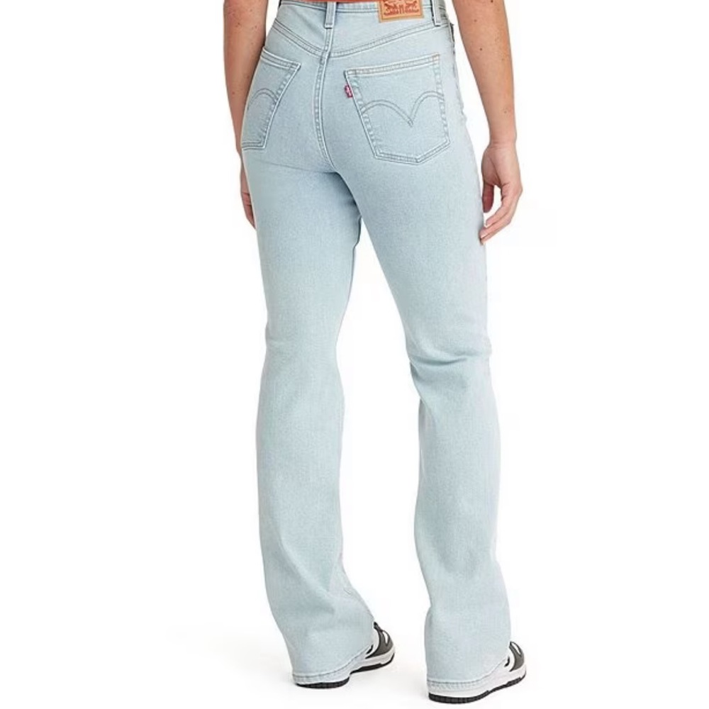 Levi’s Ribcage Denim